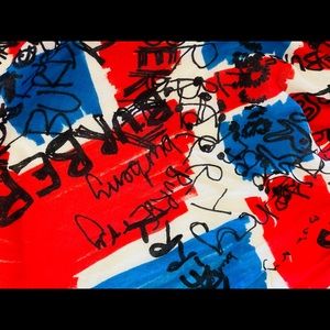 100% authentic silk Burberry scarf with fringes